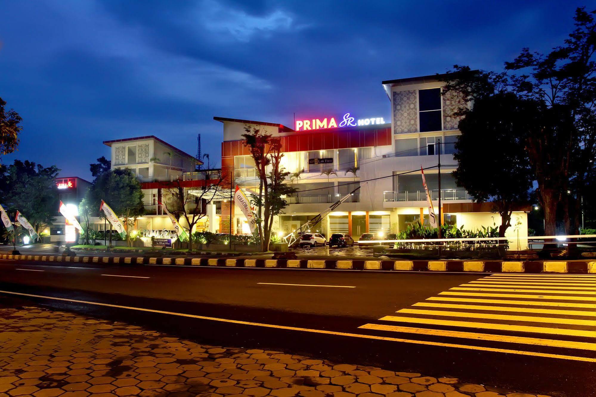 พริมา เอสอาร์ โฮเต็ล แอนด์ คอนเวนชัน Hotel สเลมาน ภายนอก รูปภาพ